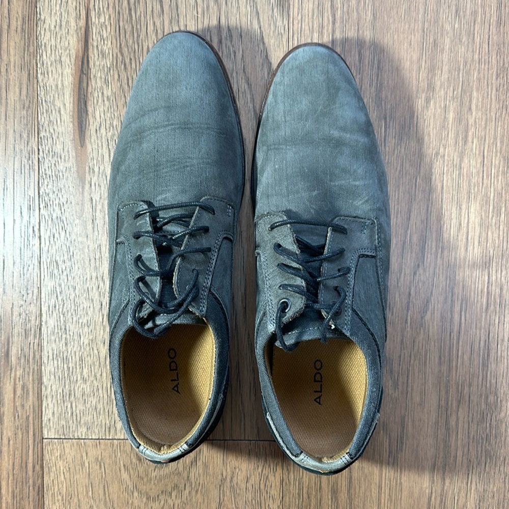 Aldo Dress Shoes. Gray. Good Condition